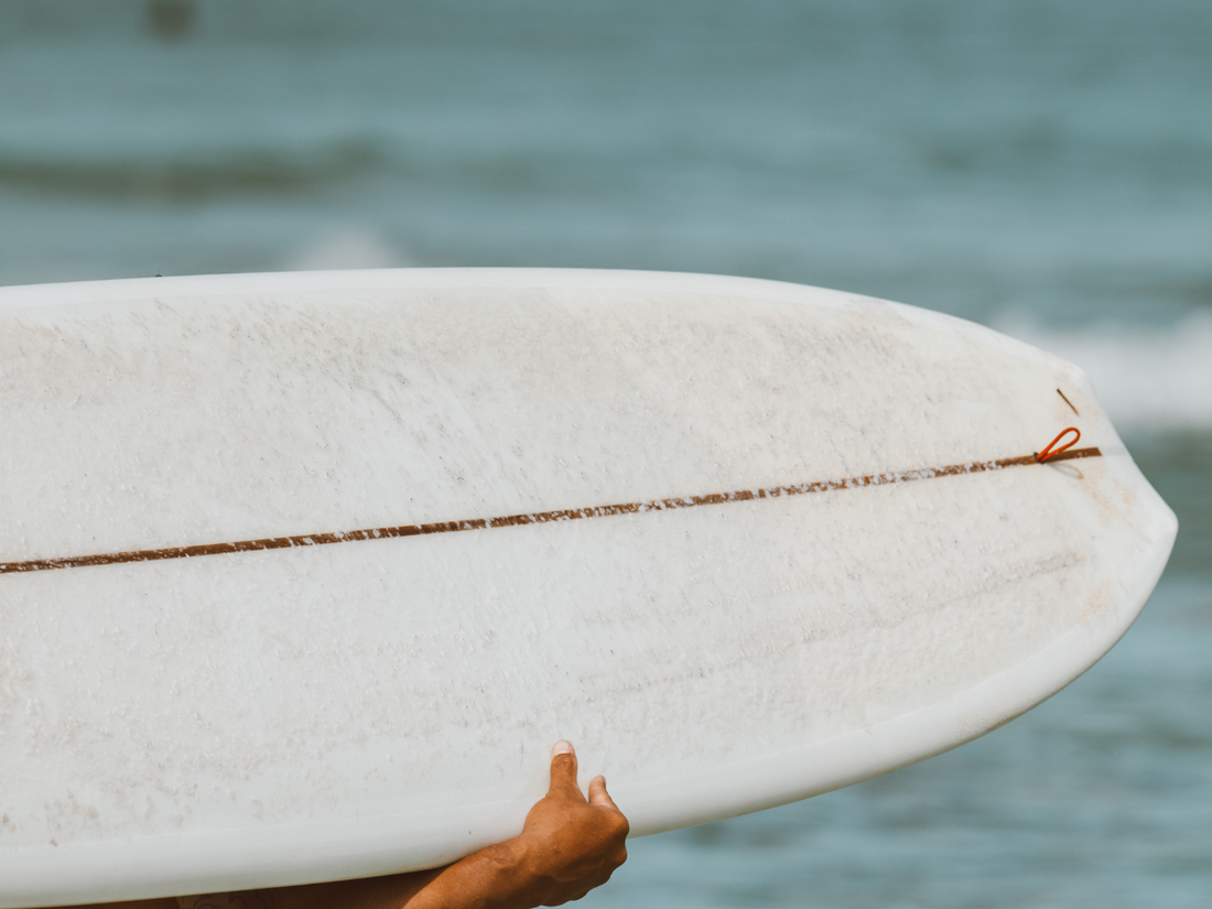 Surfboard Materials: Understanding Fiberglass, Epoxy, and Foam